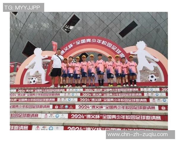 足球的魅力与激情如何影响全球文化与社会发展探讨